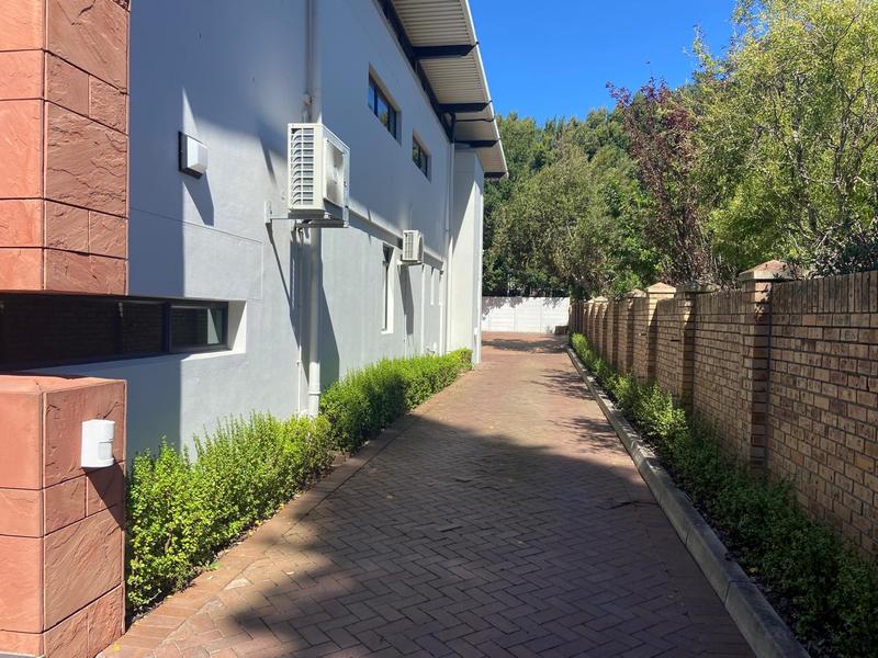 To Let commercial Property for Rent in Walmer Eastern Cape